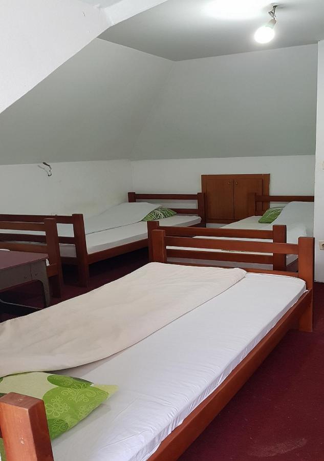 Guesthouse Mece ビイェロ・ポリェ エクステリア 写真